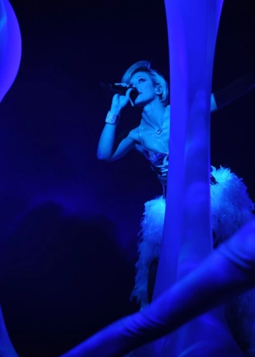 LORIE (1ère partie : Théo MOSS)