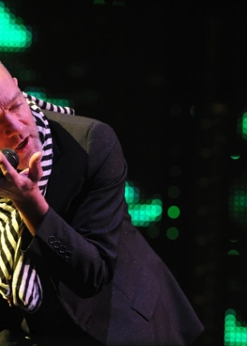 R.E.M. (1ère partie : We Are Scientists)