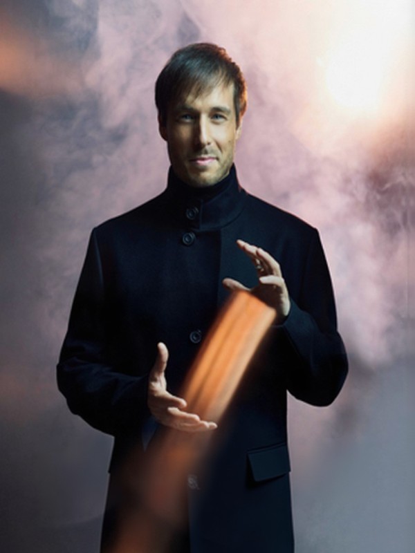 Luc LANGEVIN - The Illusionist